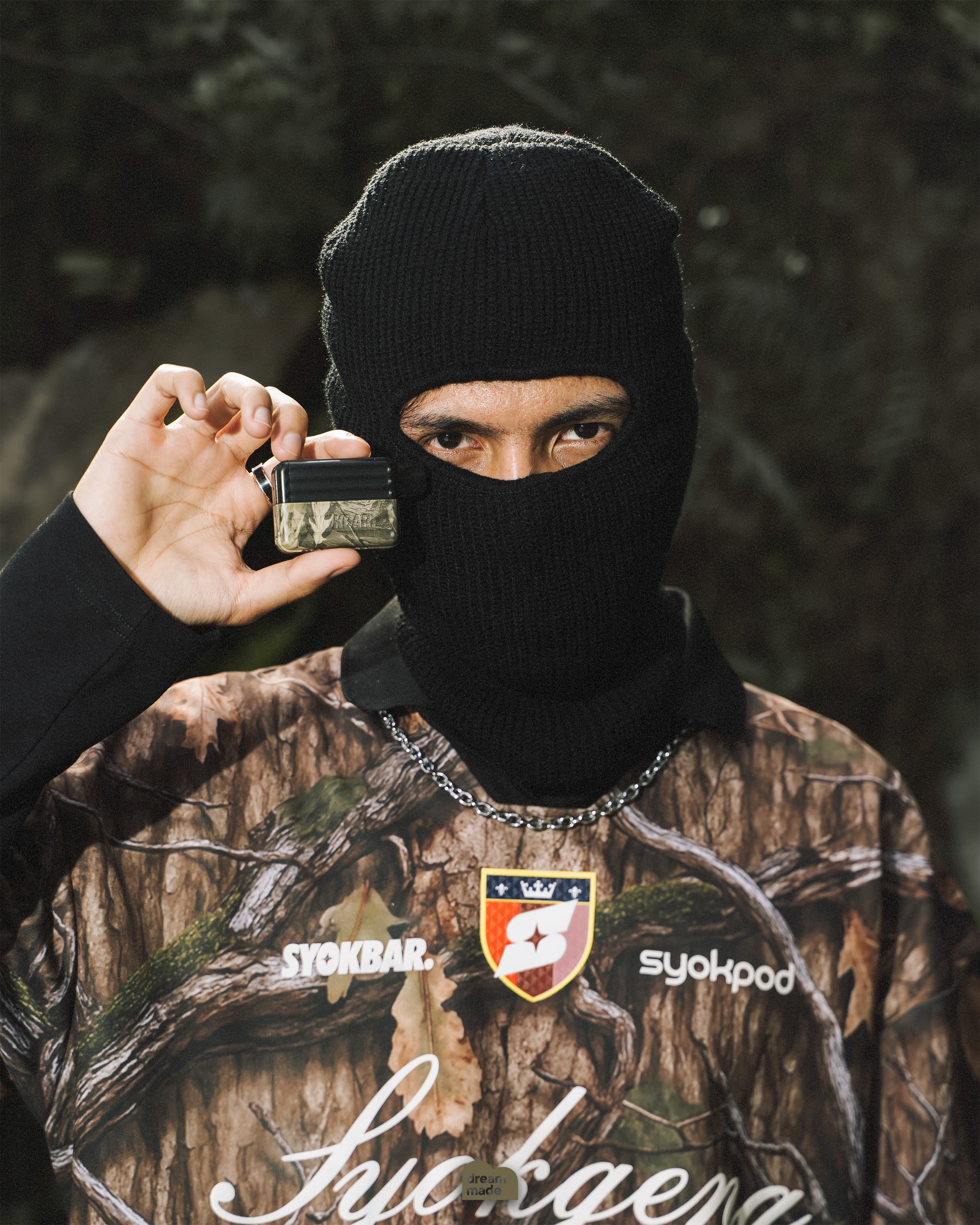 SyokBar Camo campaign poster 2